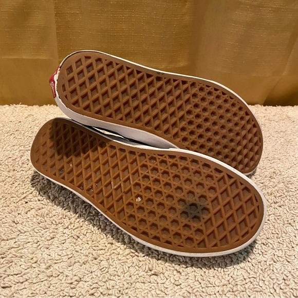 Vans Disney Mickey 90th anniversary size 6 - Picture 6 of 8